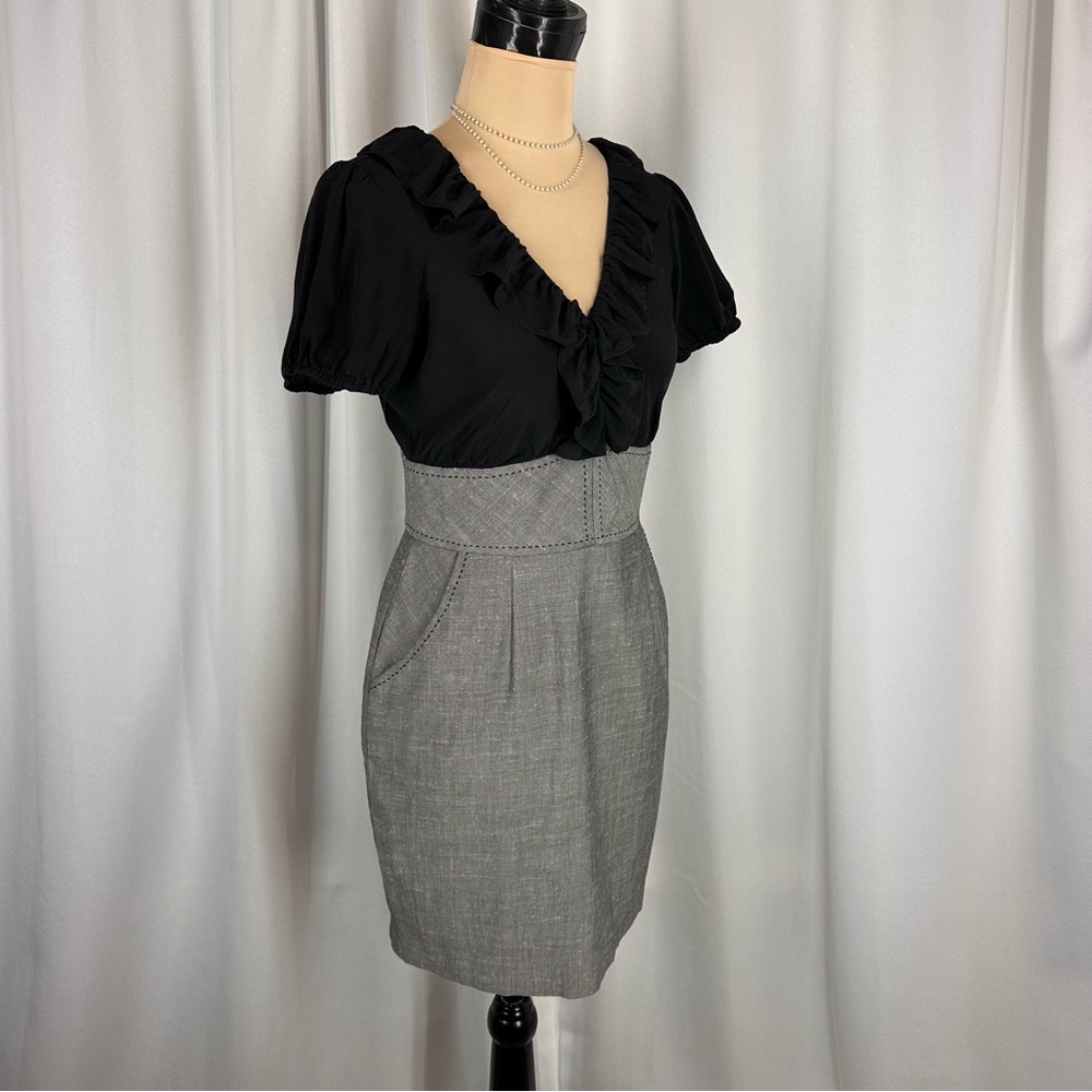 Bebe Black Silk & Gray Pencil Dress (Size 6) – Ruffle Neck Work Office‎ Dress